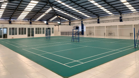 Hall Bulu Tangkis Pasar Jatirawasari By SR