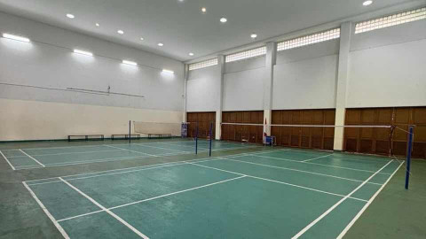 Lapangan Basket & Badminton Sekolah Harapan Bangsa